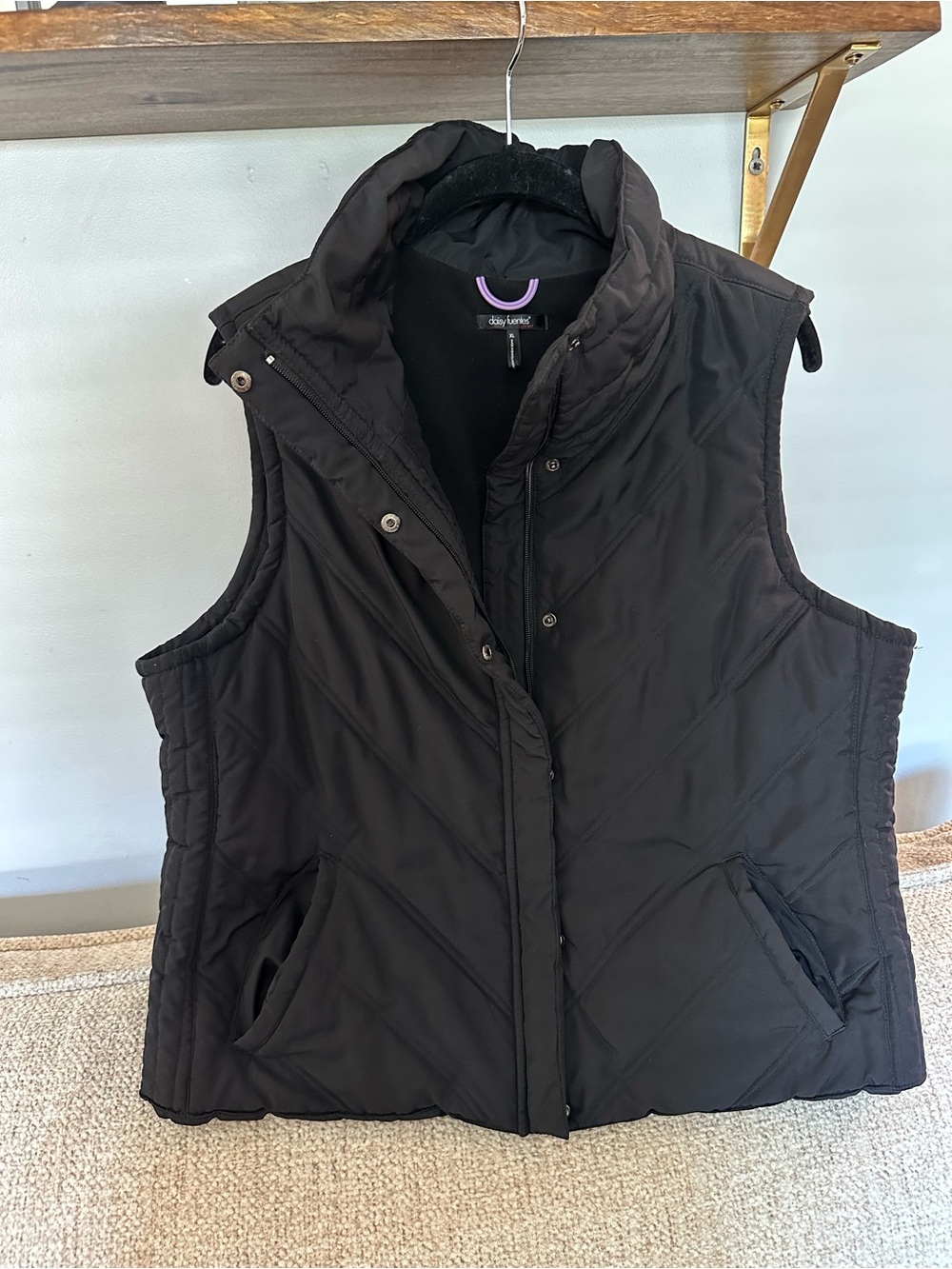 Daisy Fuentes Black Quilted Puffer Vest